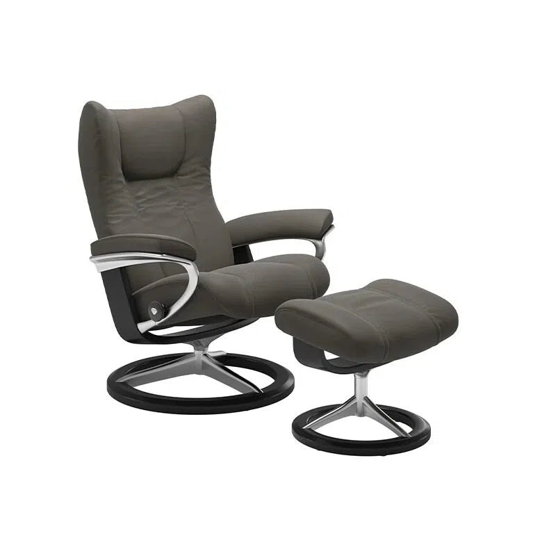 Classic Ergonomic Swivel Recliner